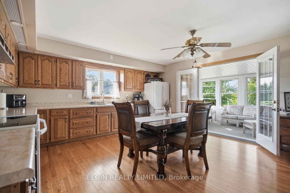 9022 Iona Road photo 16