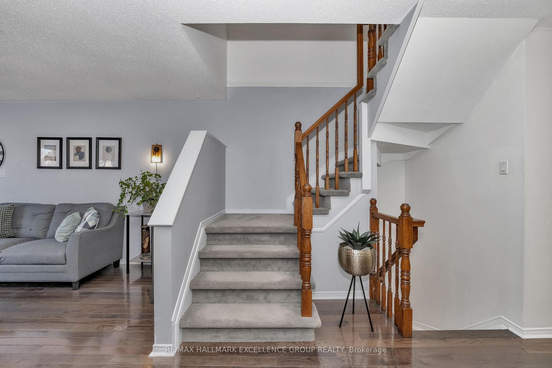 759 Nesting Way photo 19