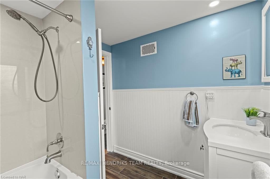 19 FAIRBURN Avenue photo 22