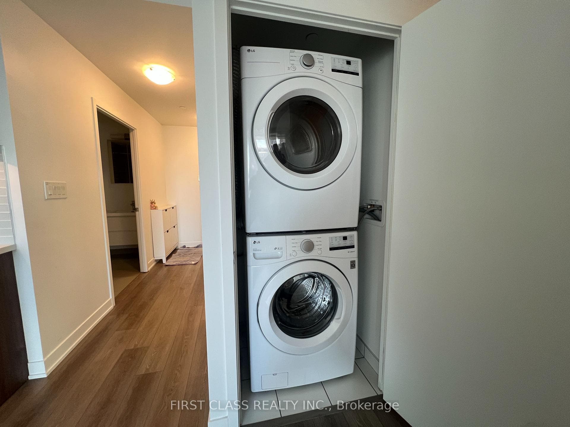8119 Birchmount Road Unit 1201 photo 16