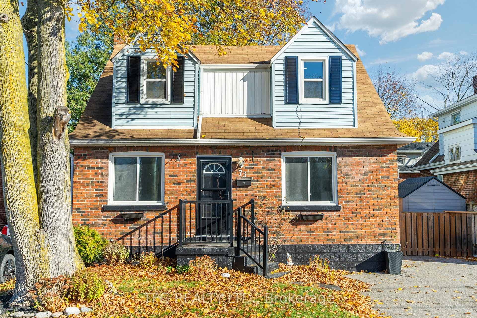 73 Central Pk Boulevard Unit Upper photo 1