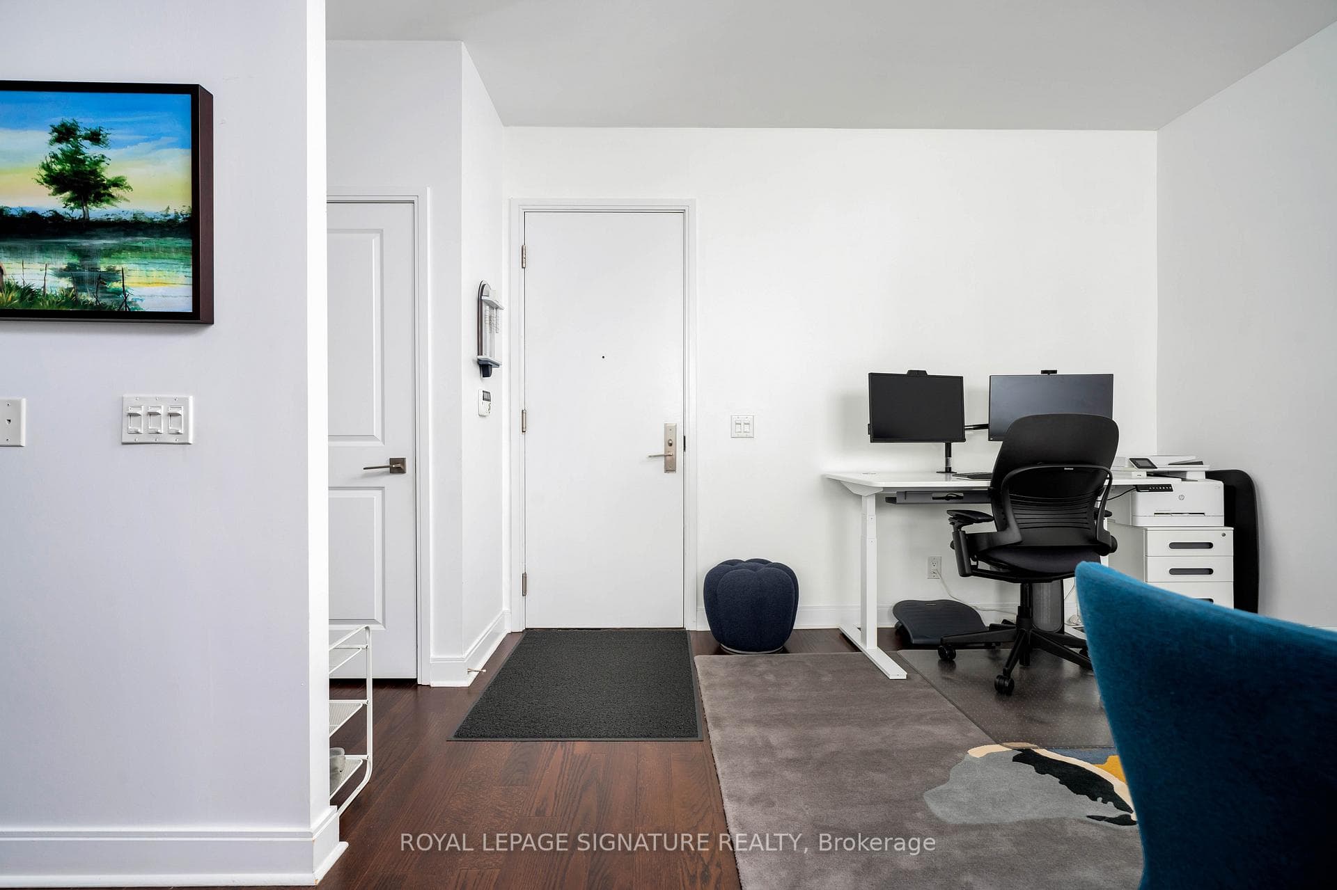 38 The Esplanade Avenue Unit 214 photo 2