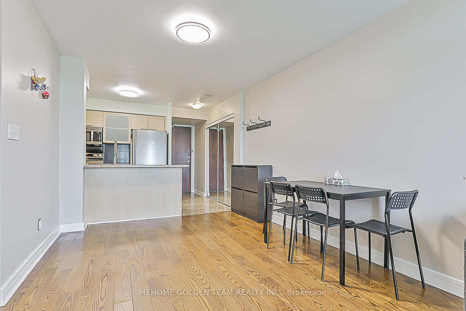 16 Harrison Garden Boulevard Unit 602 photo 13