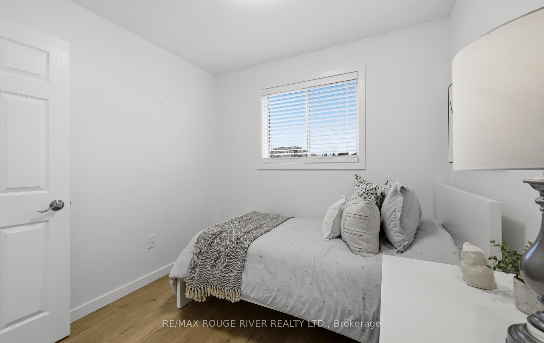 5 Somerscales Drive photo 28