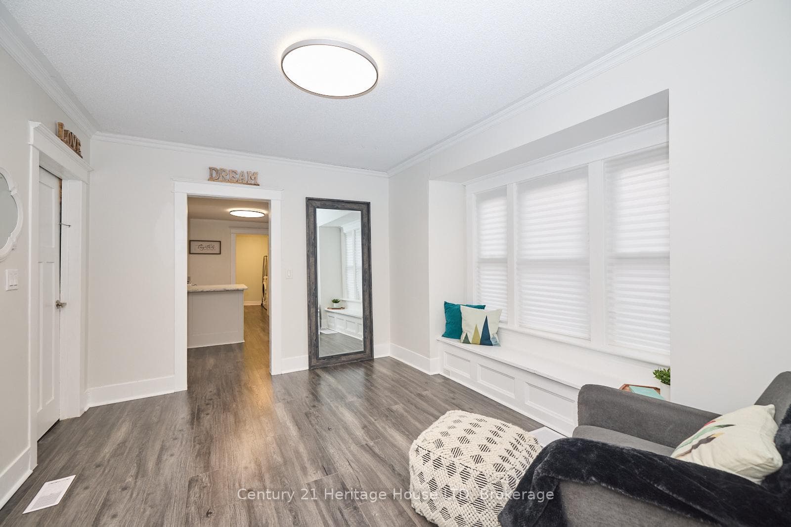 15 Colborne Street photo 9
