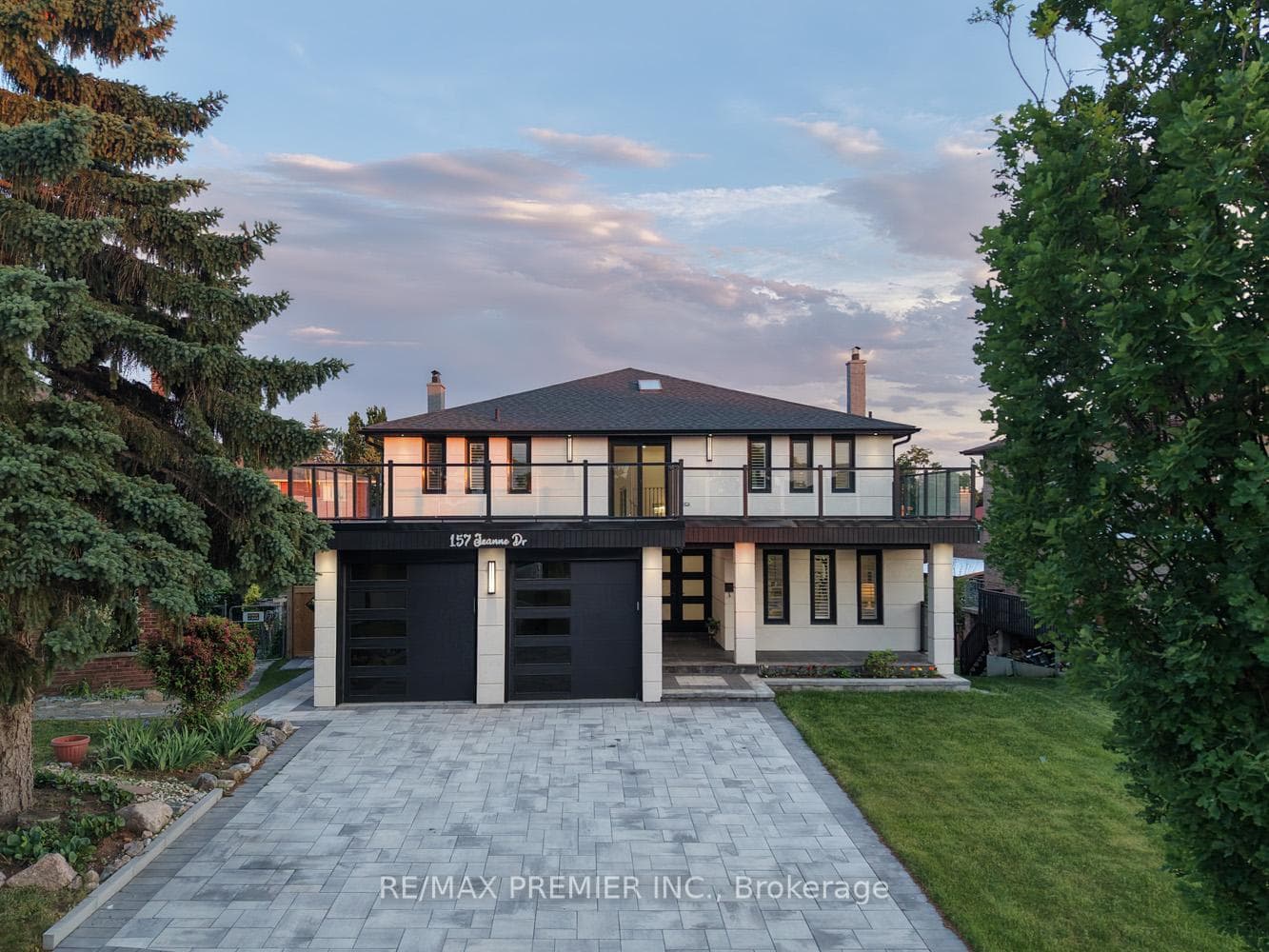 157 Jeanne Drive photo 1