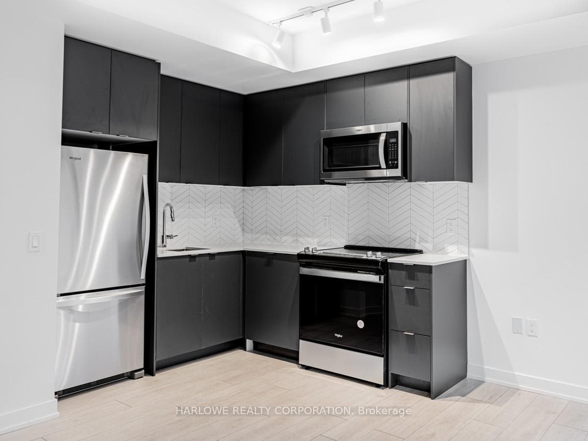 1612 Charles Street Unit 326 C photo 4