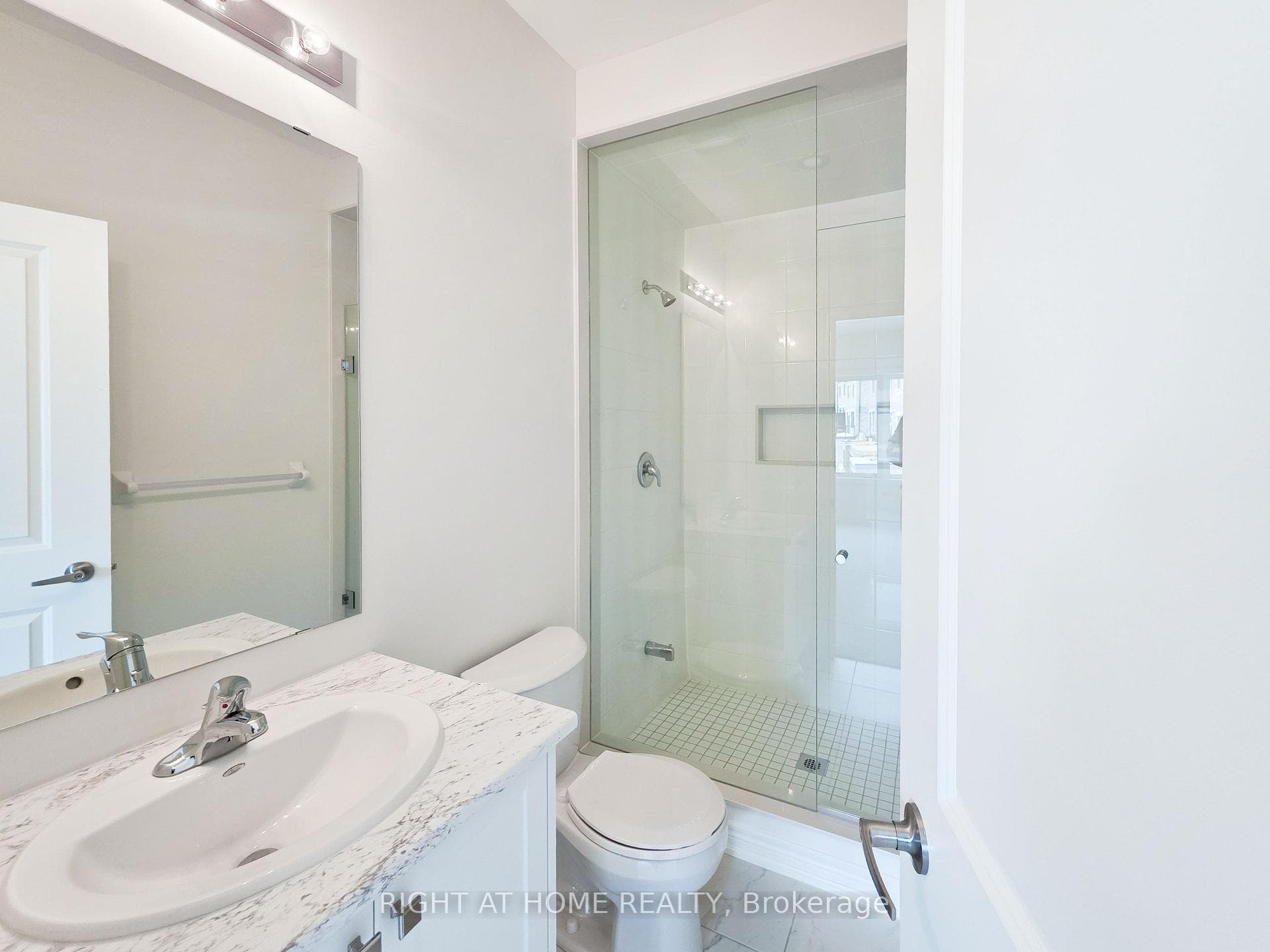 1256 Elizabeth Mackenzie Drive photo 21