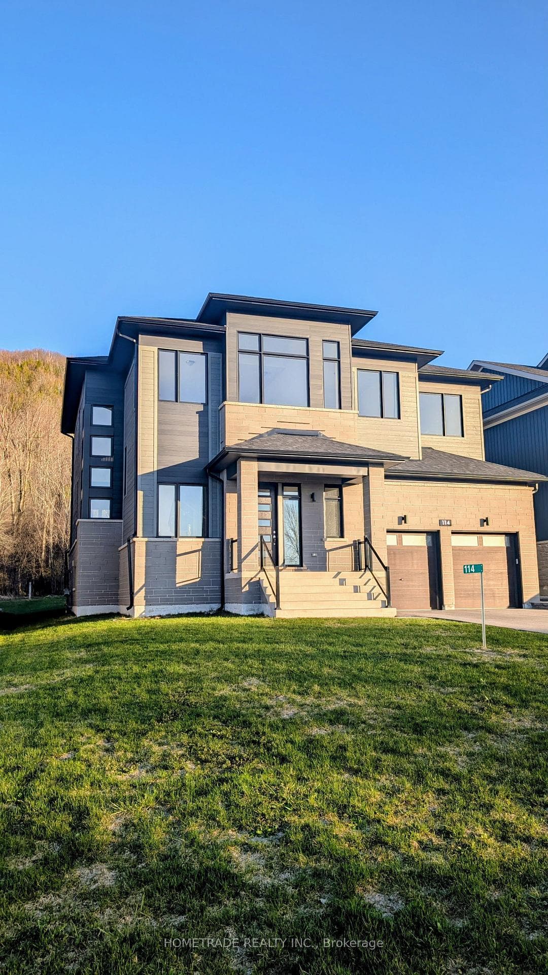 114 Dorothy Drive photo 1
