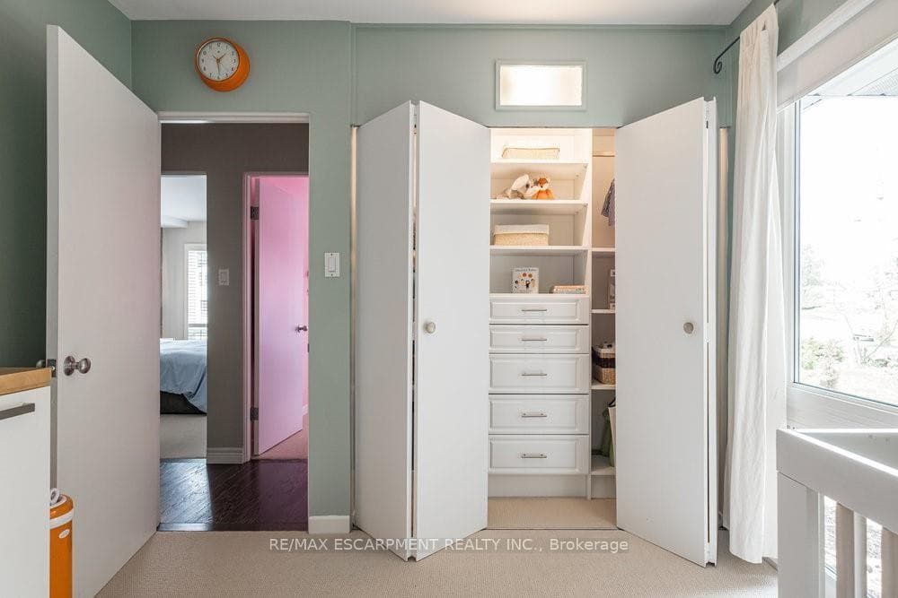 182 Buckingham Drive photo 16