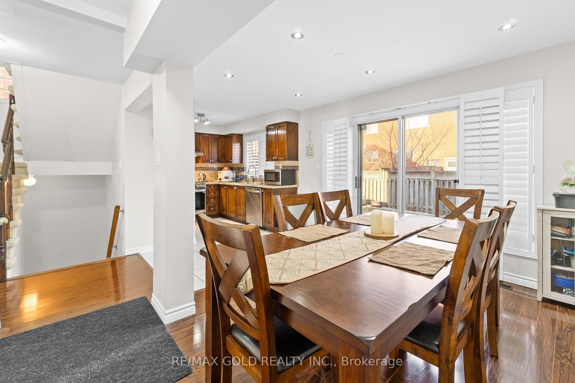 519 Delphine Drive photo 11