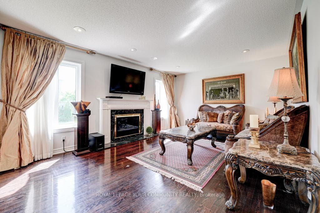 7 Fern Avenue photo 6
