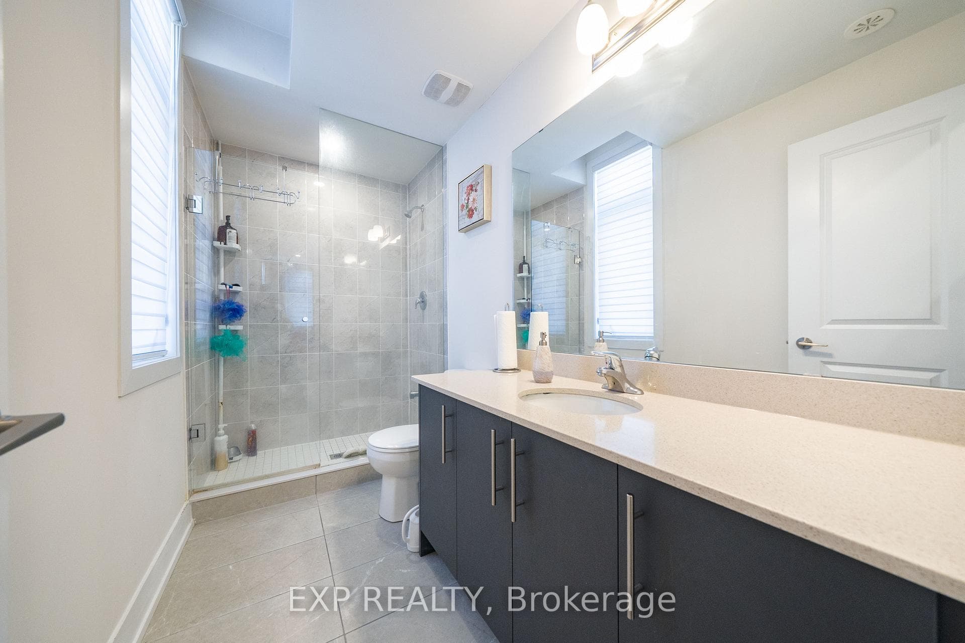 6 Sayers Lane Unit 10 photo 25