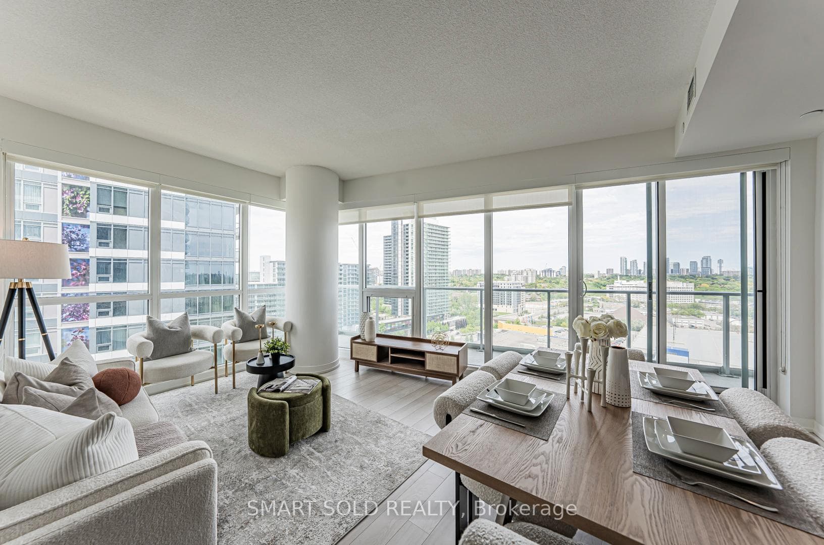 117 Mcmahon Drive Unit 1209 photo 23