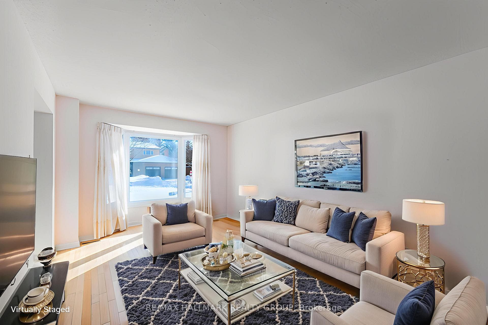 52 Thare Crescent photo 12