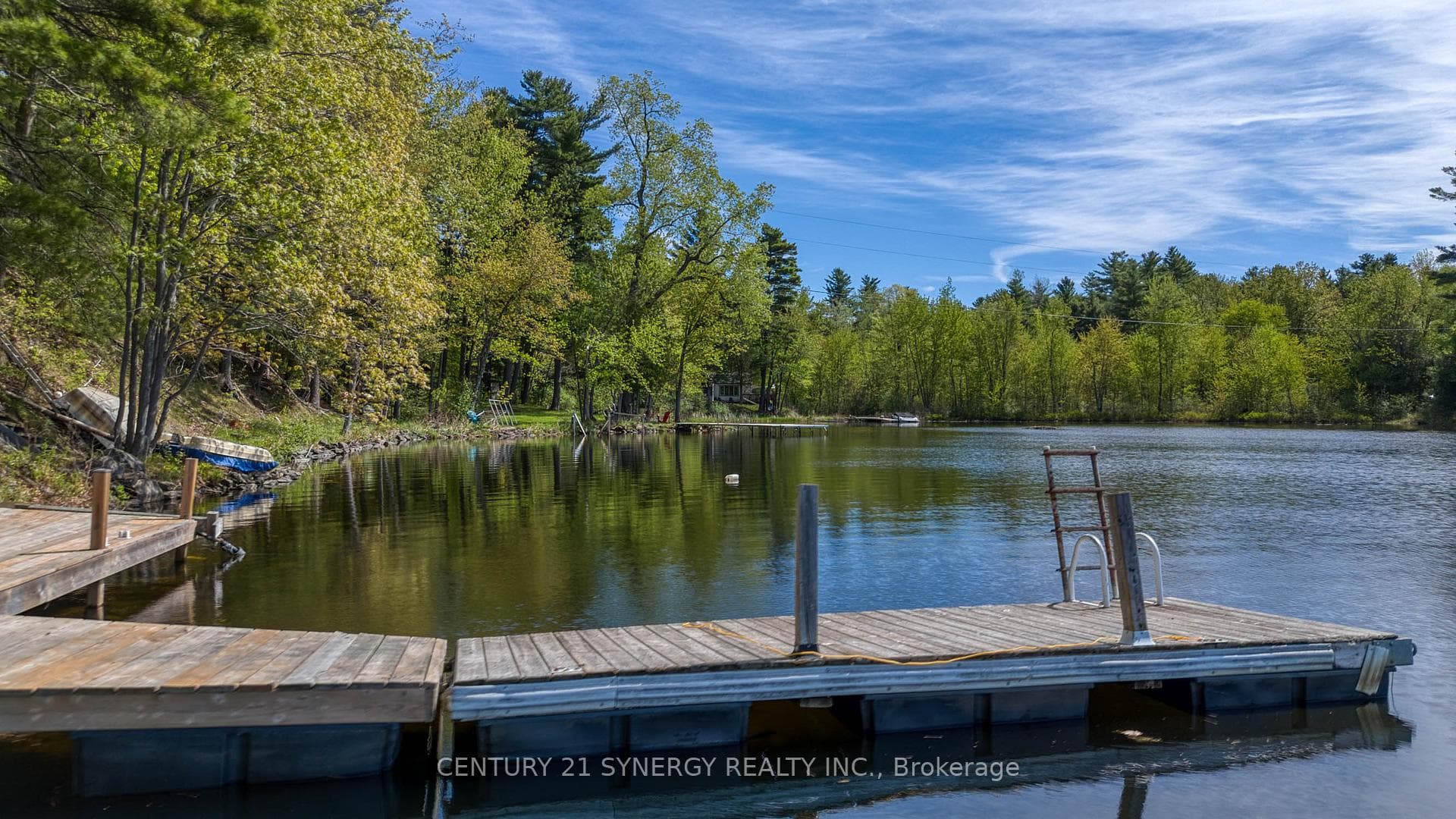664 Raby Road photo 8