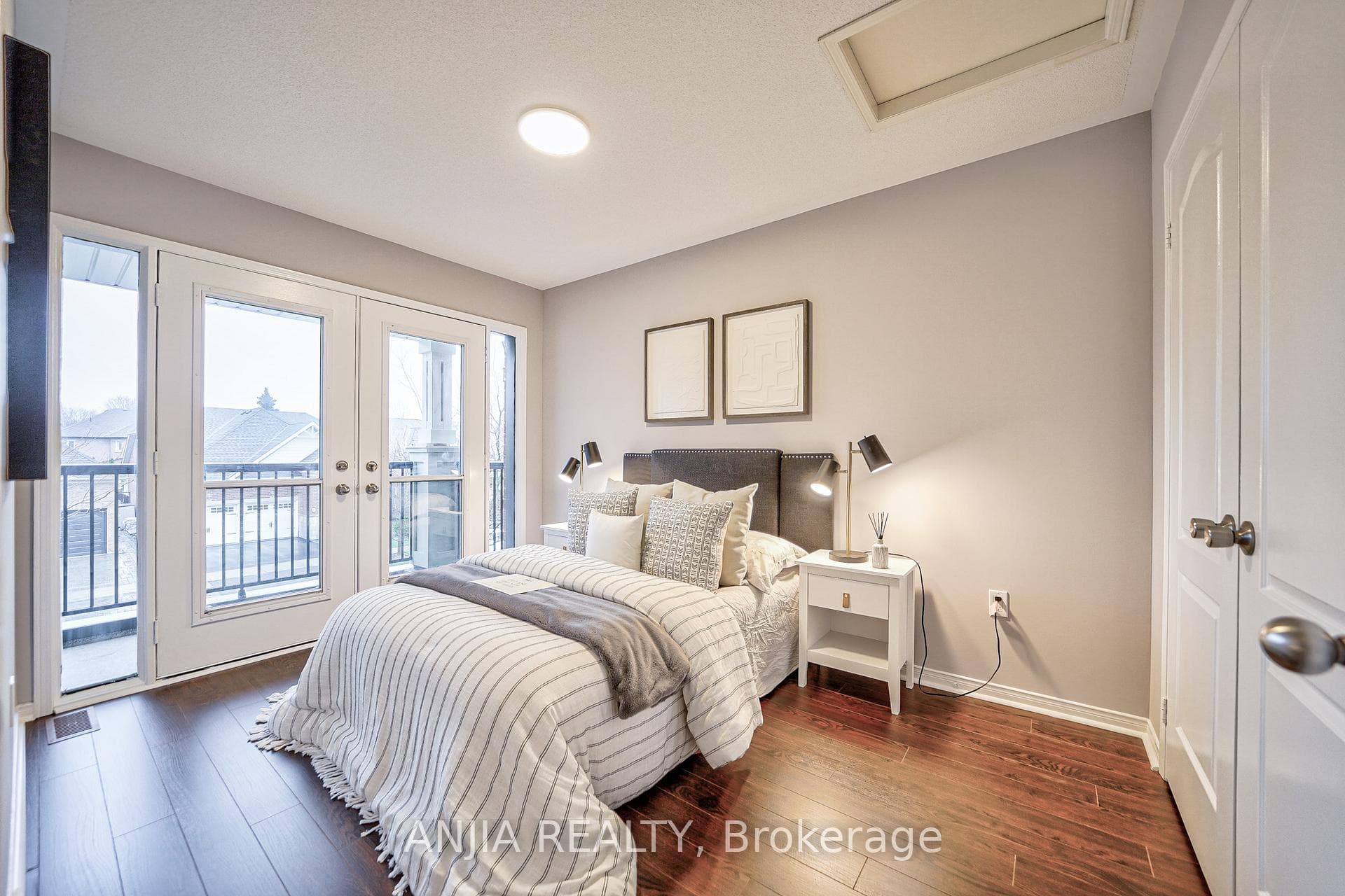 220 Sandale Road photo 21