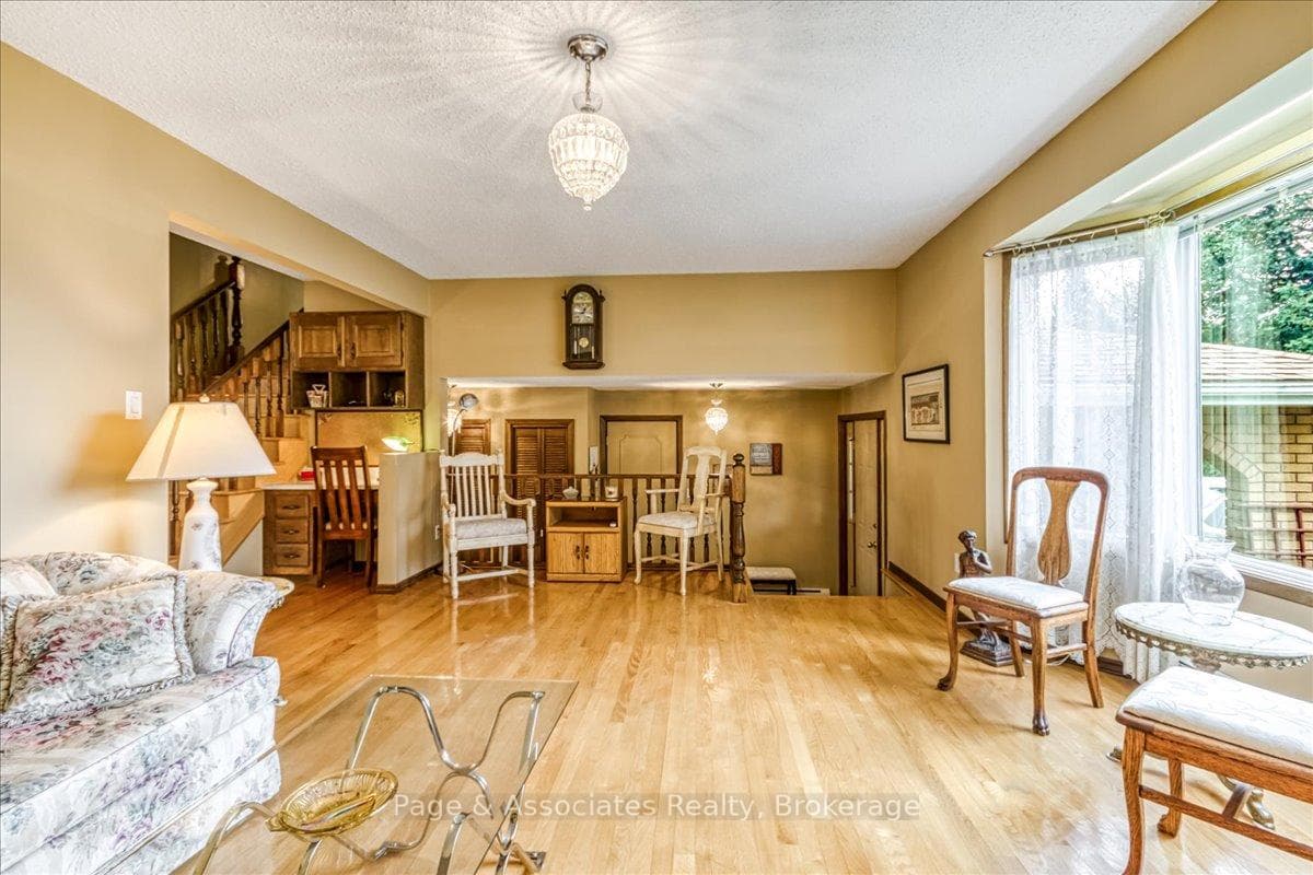 1688 Richard Street photo 11