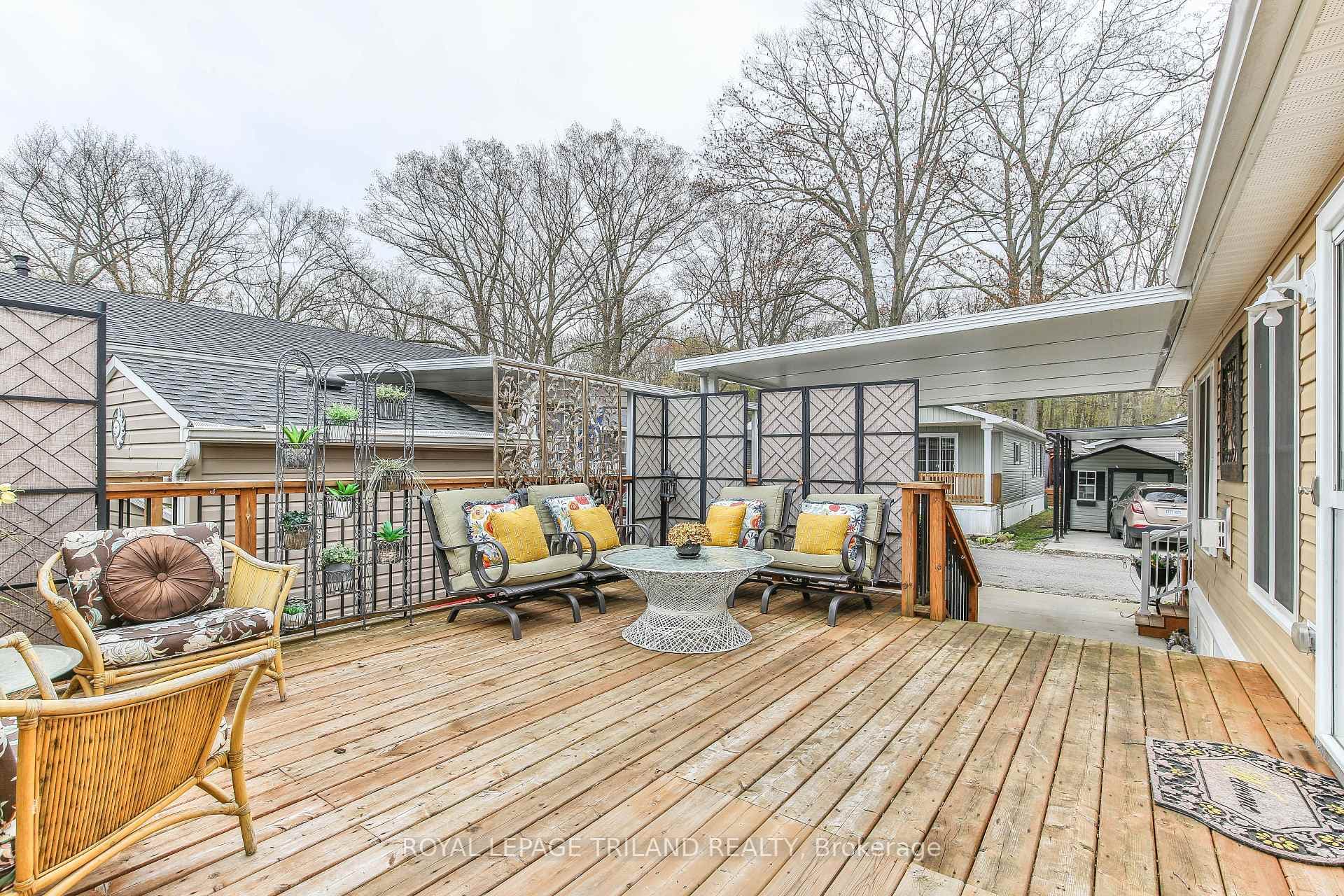 Side deck