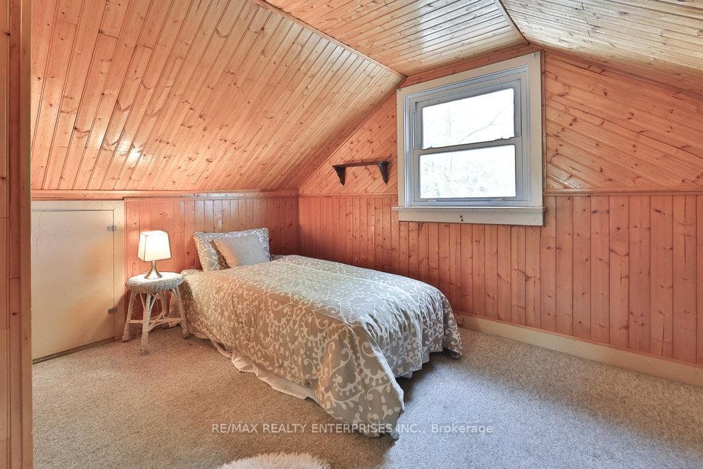 2439 Prospect Street photo 21