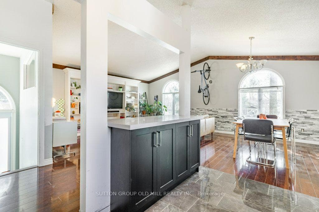 132 Silas Boulevard photo 18
