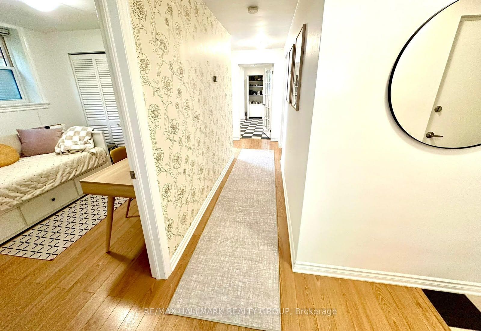 34 Lavergne Street Unit 1 photo 9