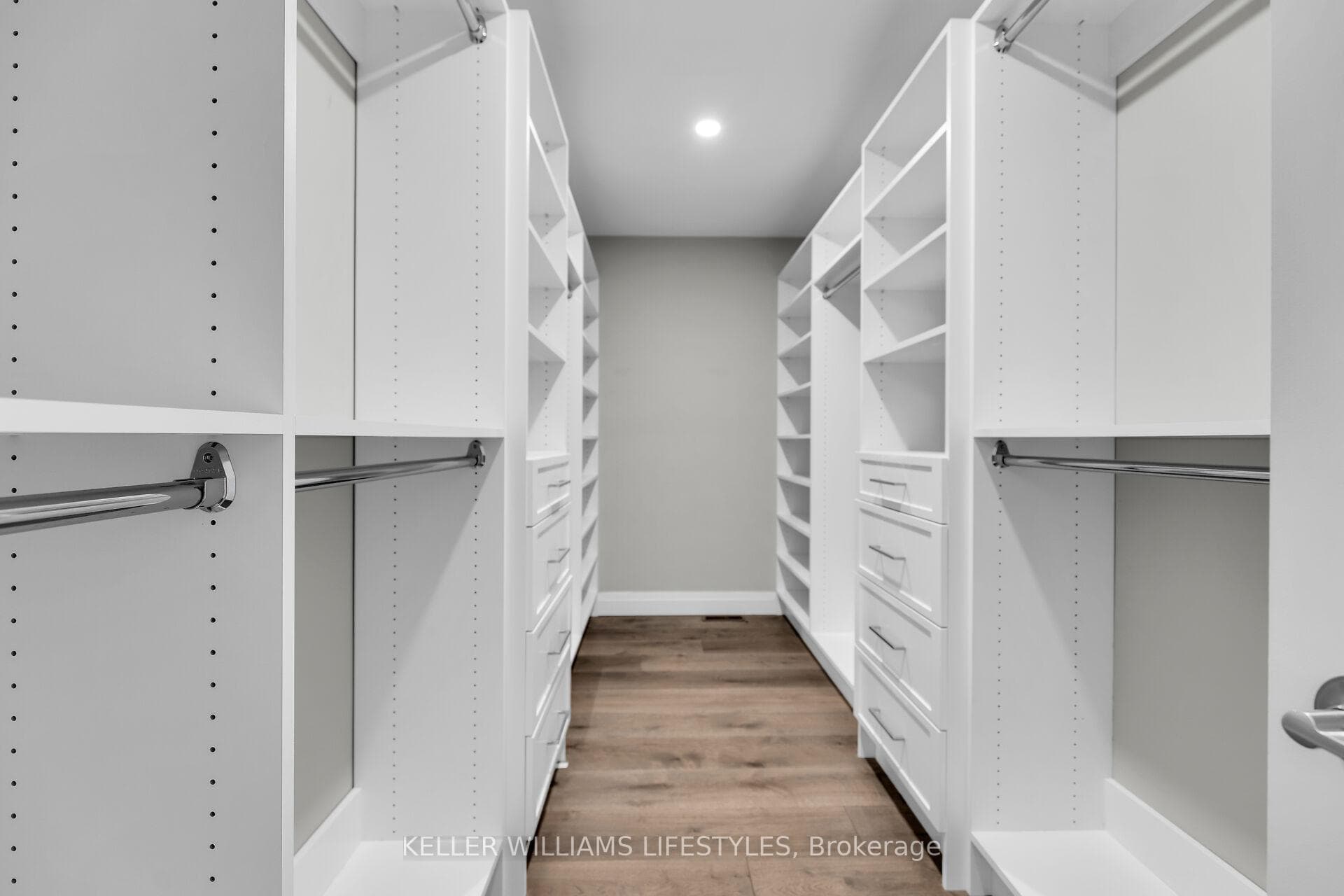 2288 Red Thorne Avenue photo 26