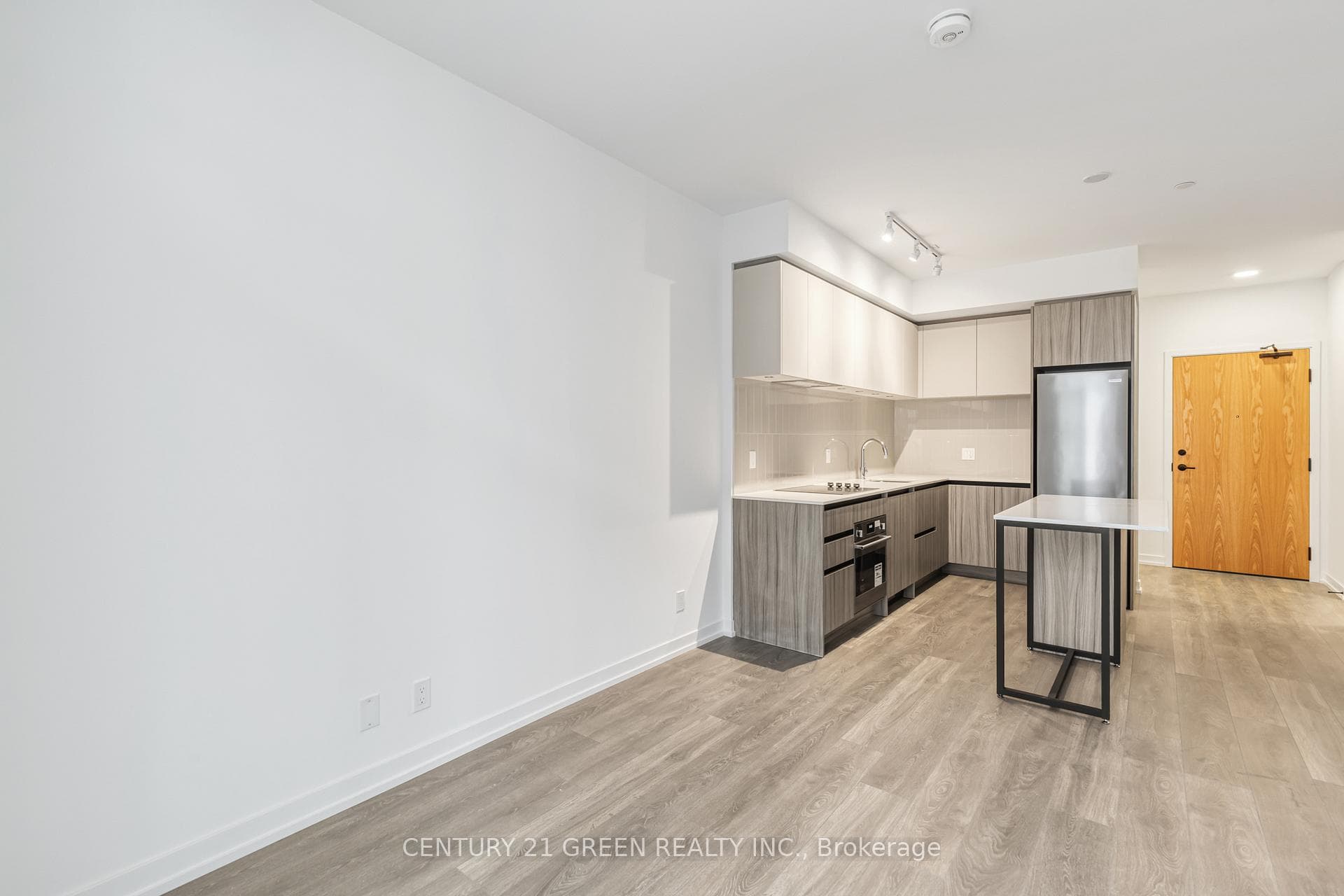 8 Beverley Glen Boulevard Unit 809 photo 20