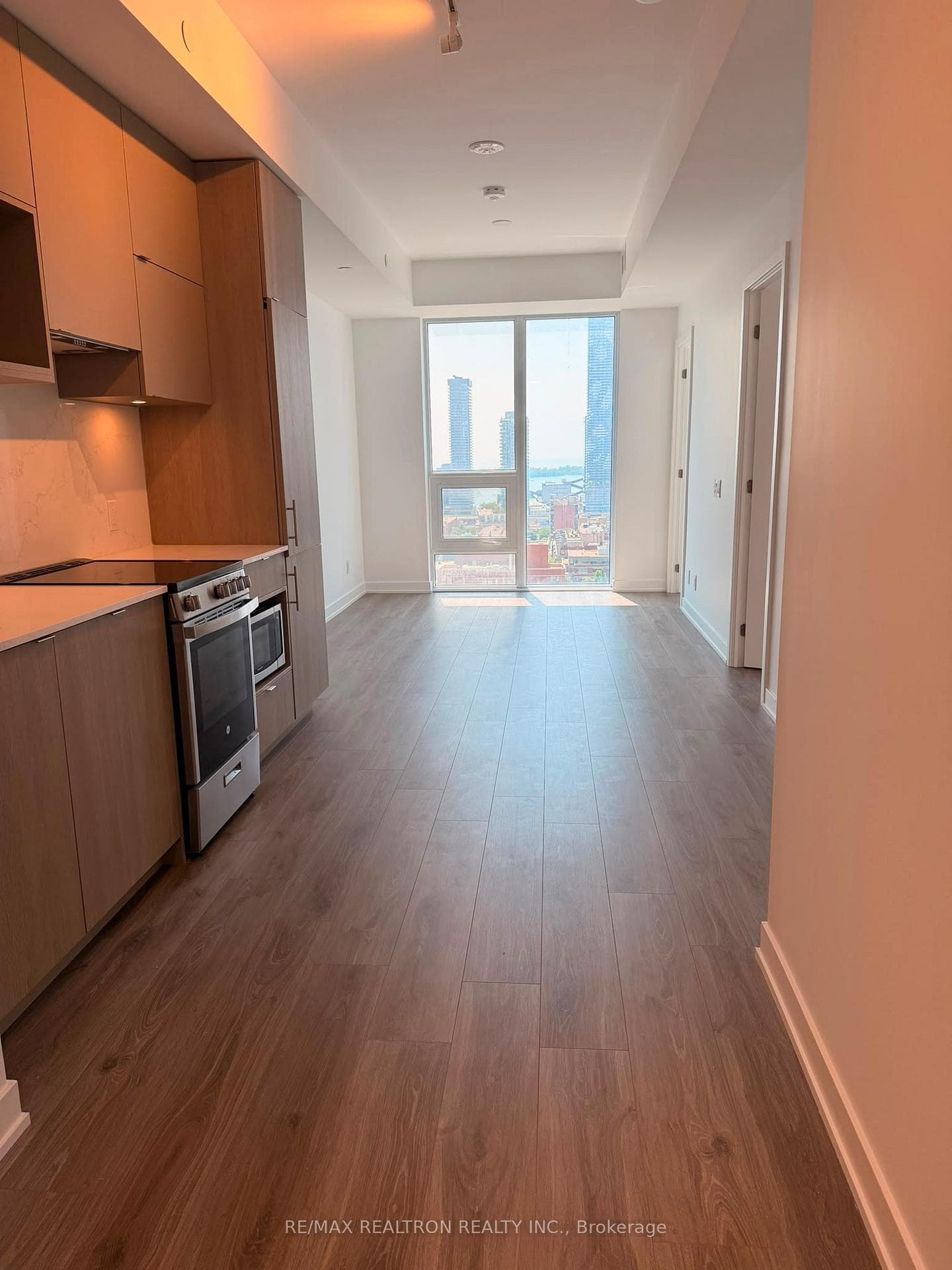 100 Queen Street Unit 2611 photo 22