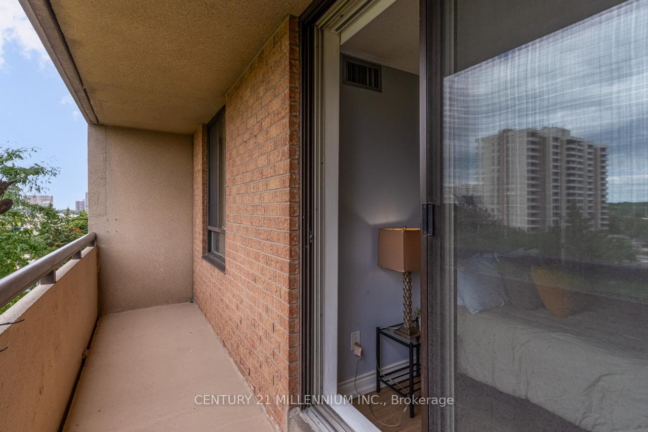 5 Lisa Street Unit 604 photo 34