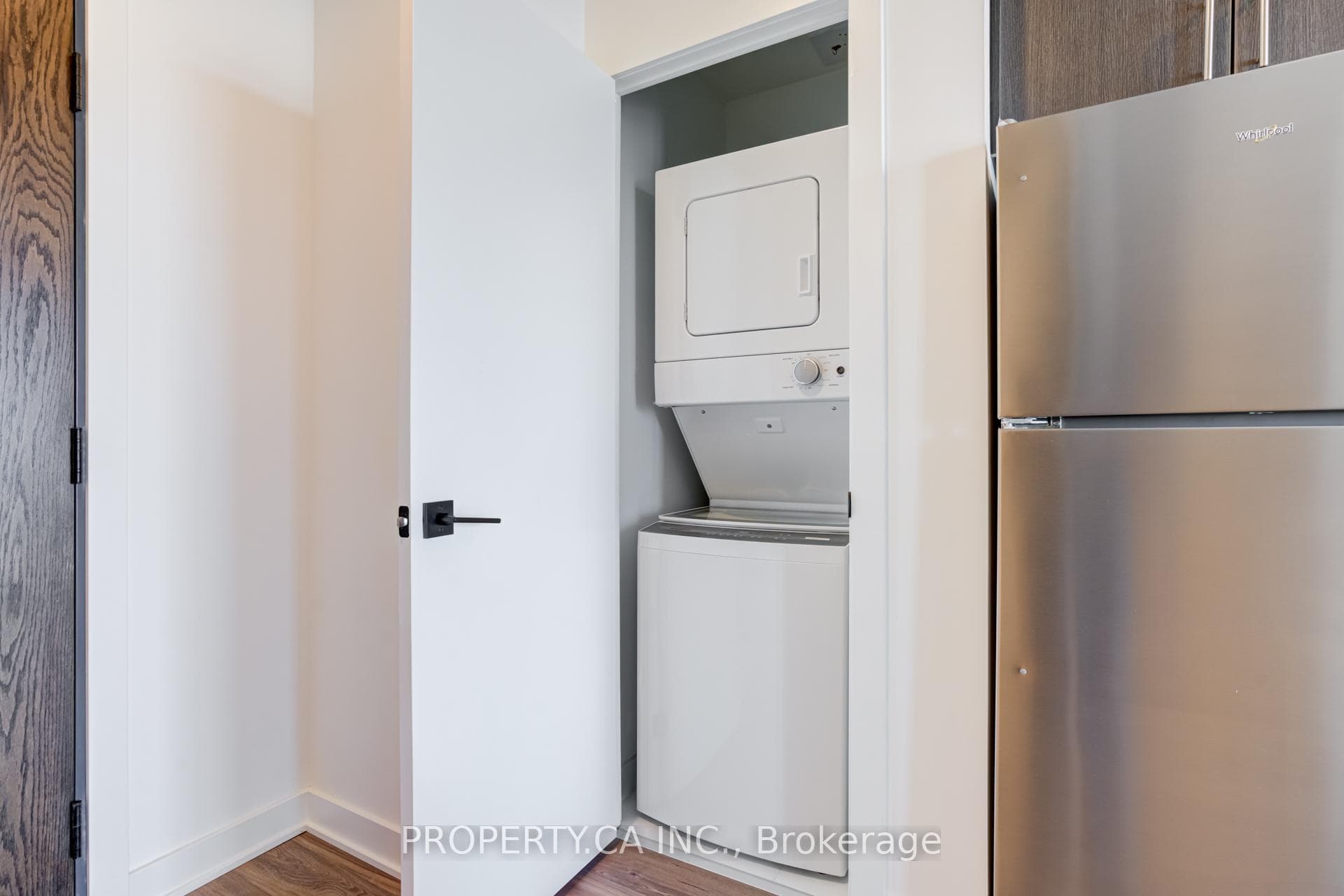 2782 Barton Street Unit 613 photo 24