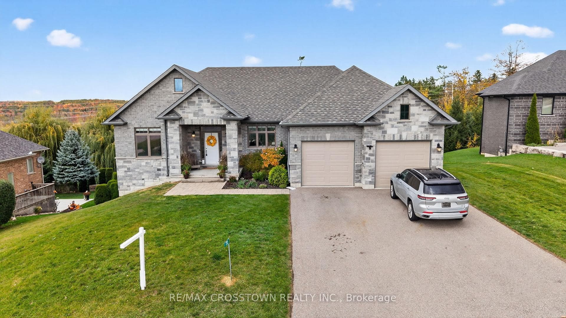 72 Glenhuron Drive photo 40