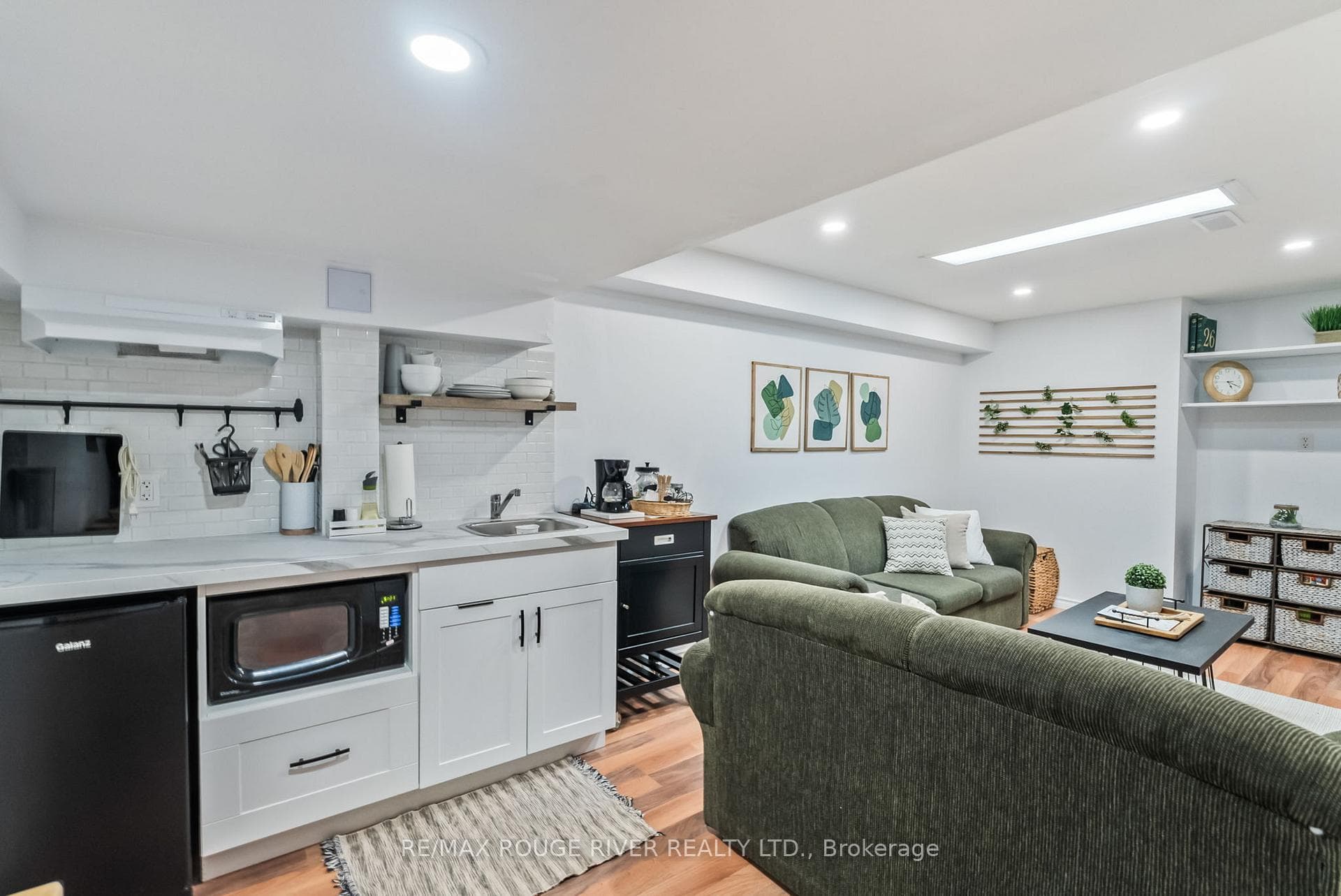22 Thackery Drive photo 38