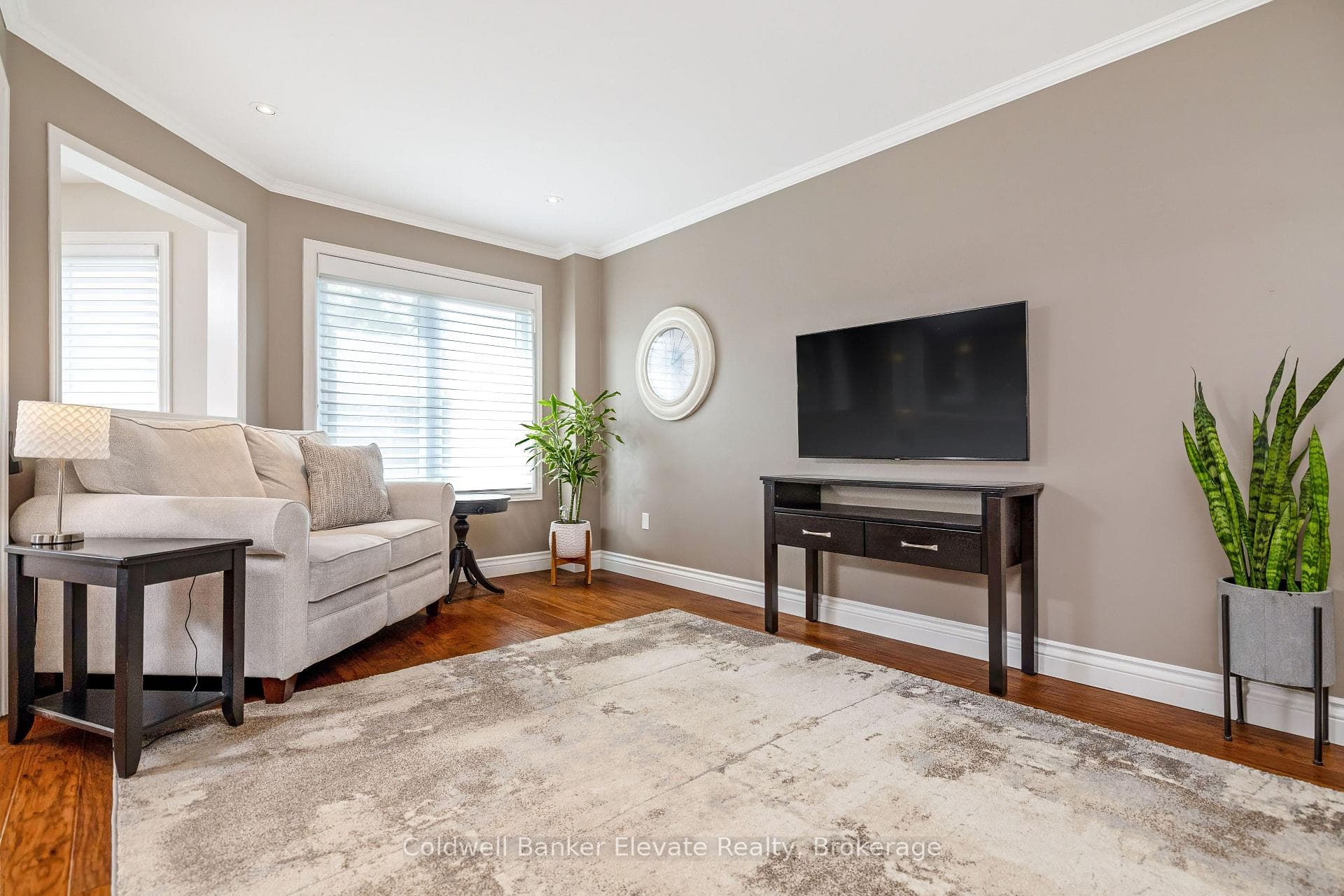 52 Curry Crescent photo 19
