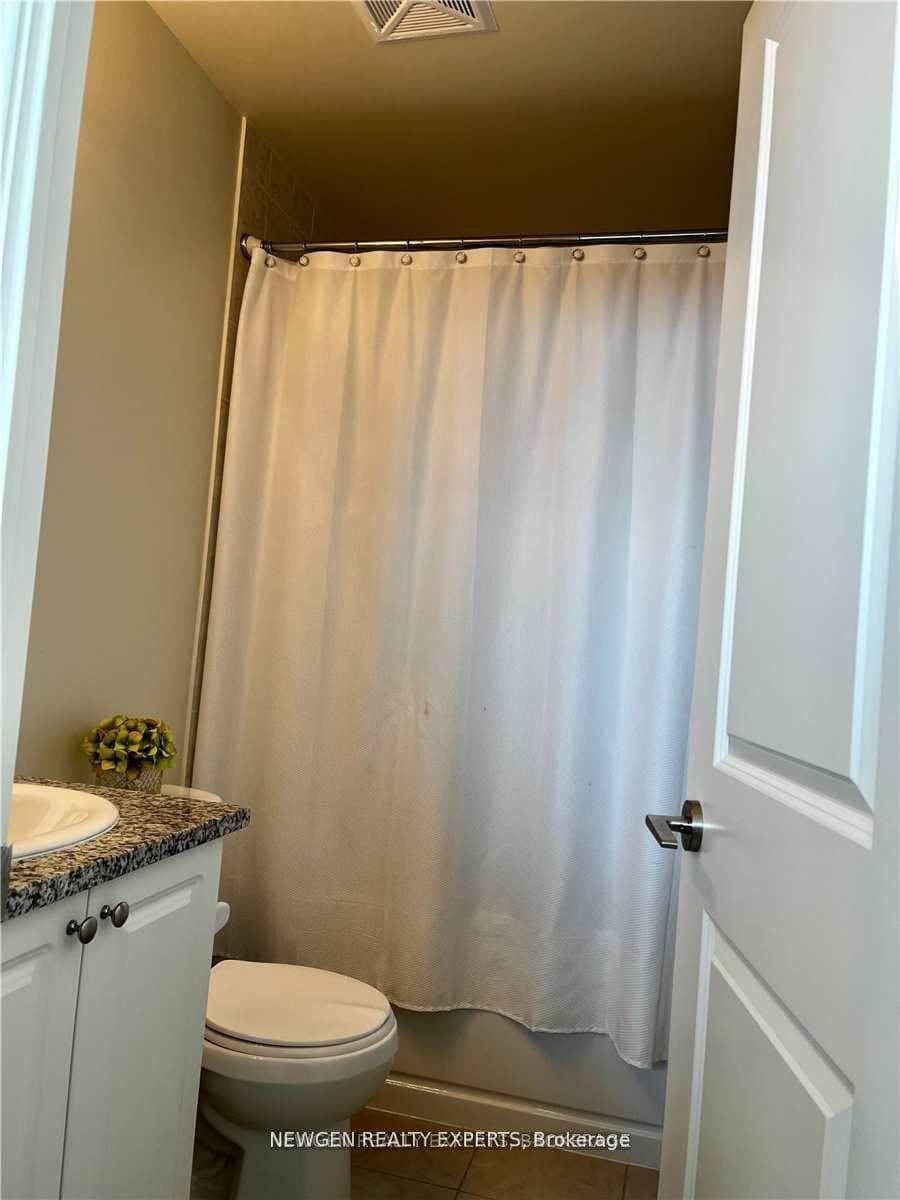 349 Rathburn Road Unit 1805 photo 13