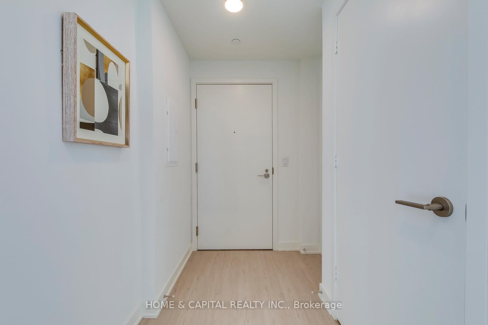 65 Mutual Street Unit 2401 photo 3