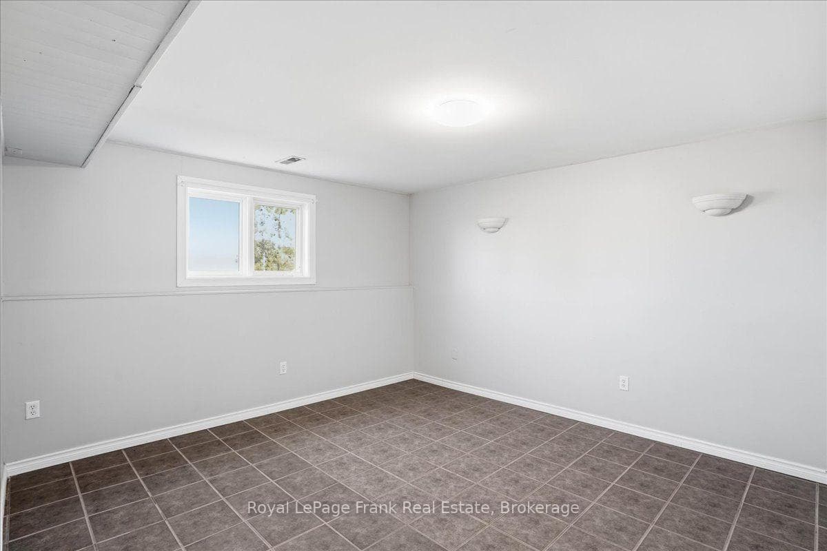 1400 Casey Road photo 33