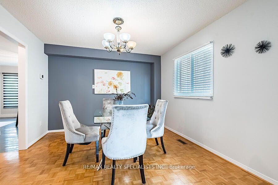 6525 WARBLER Lane photo 6