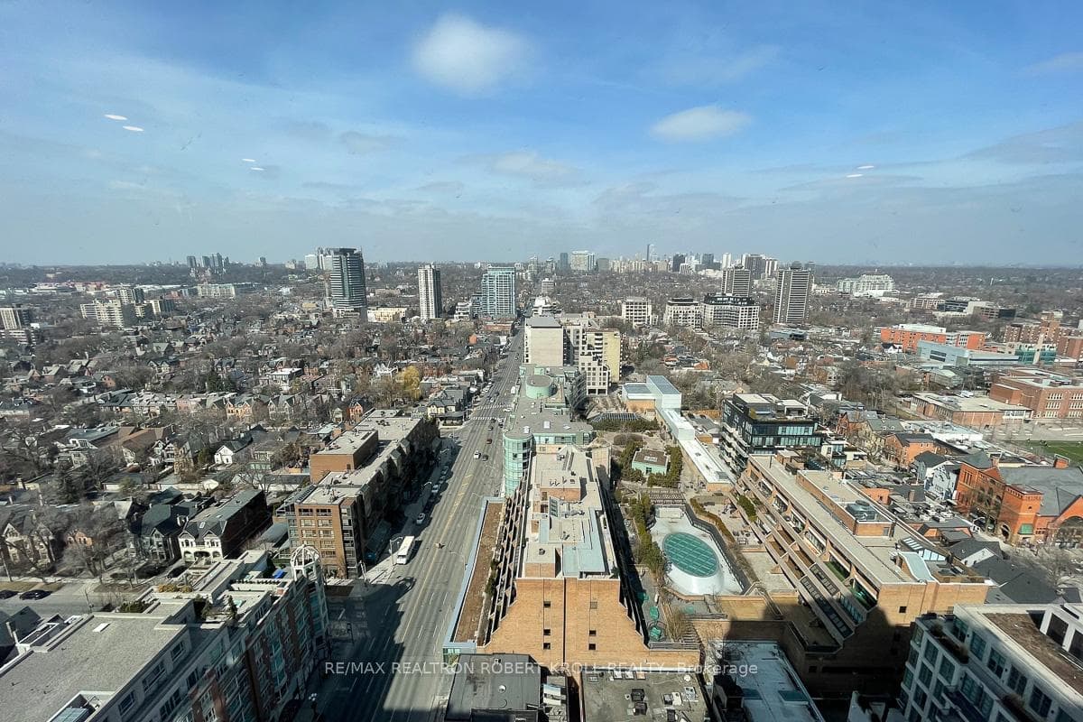 155 Yorkville Avenue Unit 2818 photo 37