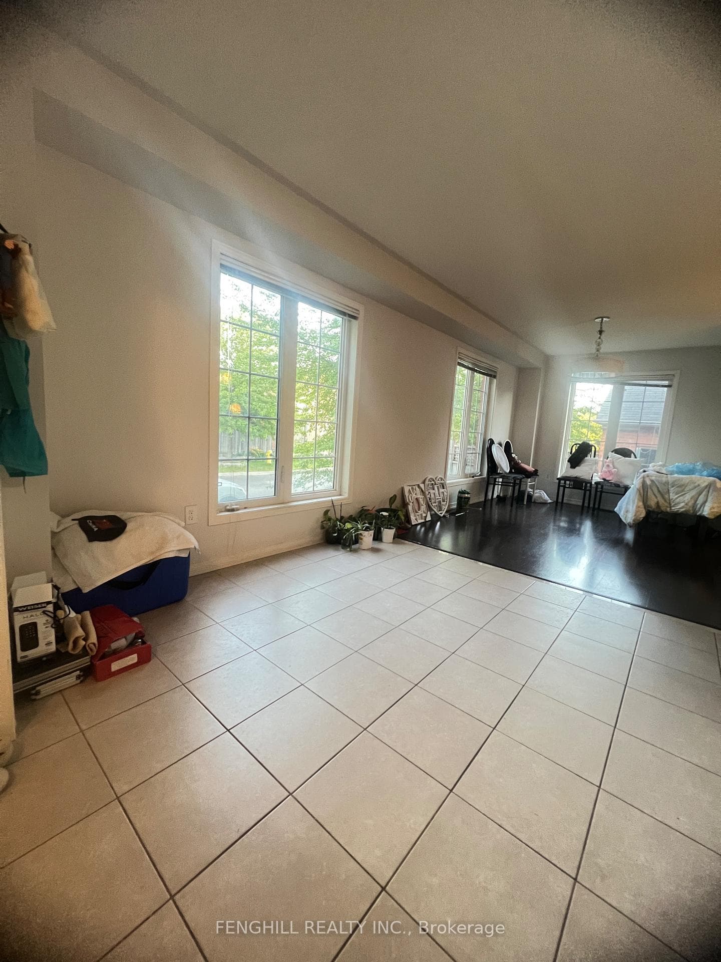 1075 Bur Oak Avenue photo 5