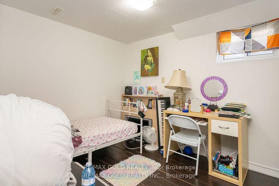 7563 Langworthy Drive photo 36