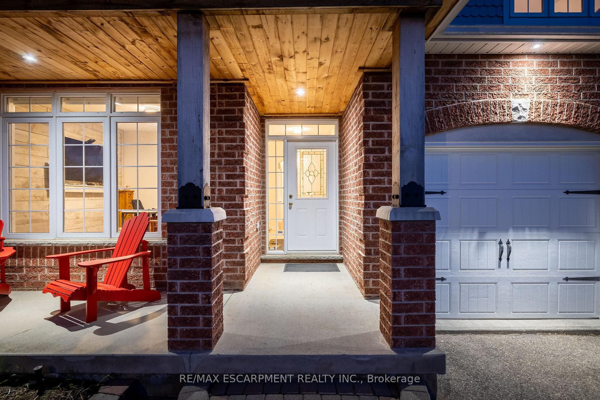 168 Parkinson Drive photo 4