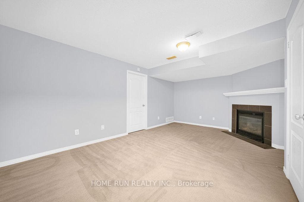 294 Badgeley Avenue photo 36