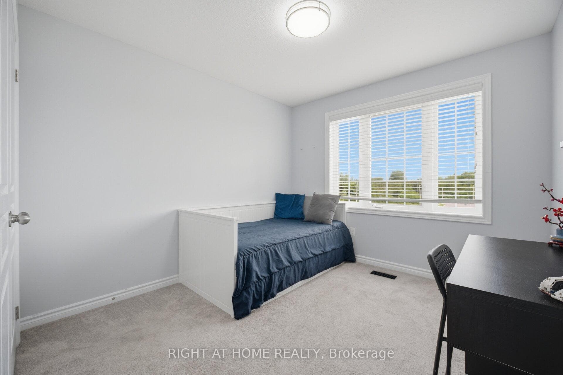 88 Decorso Drive Unit 73 photo 26