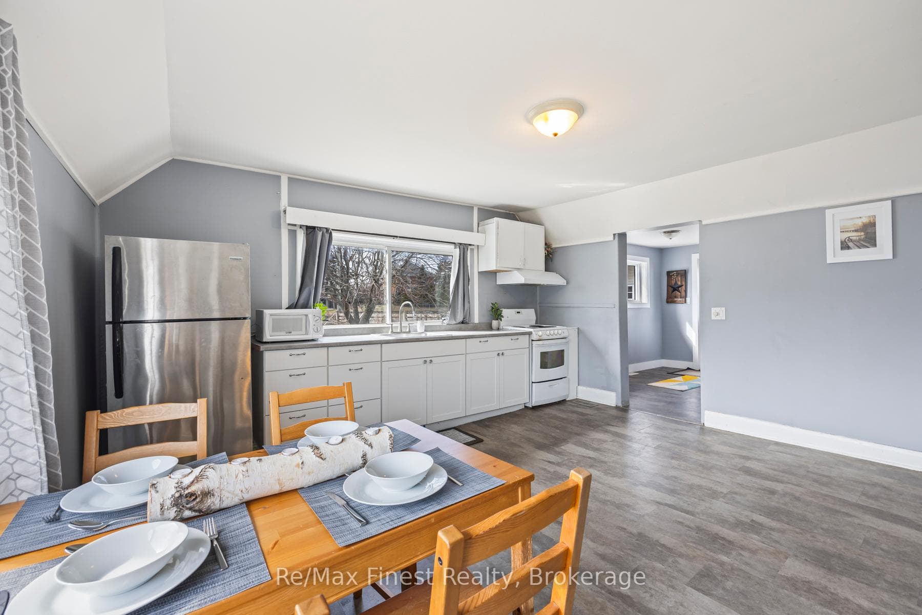 331 Herchimer Avenue photo 19