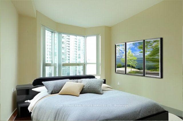 10 Yonge Street Unit 1203 photo 14