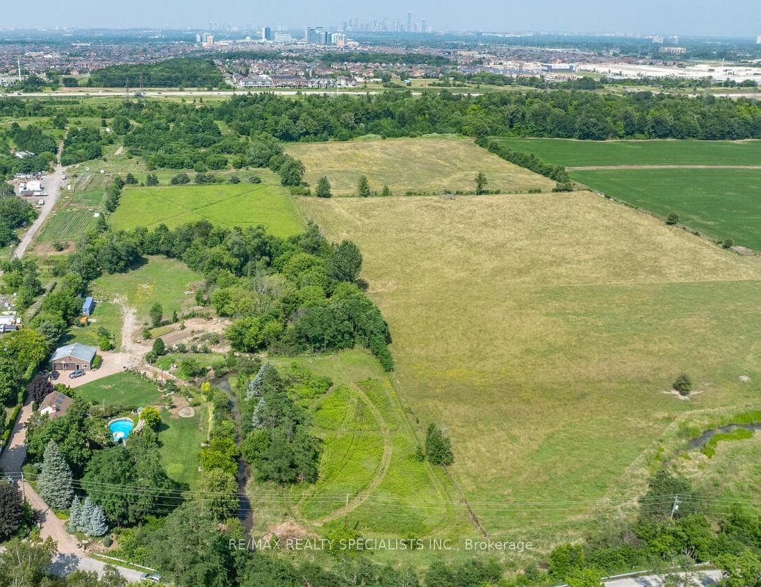 Garden, home, pool, barn, woods and field.