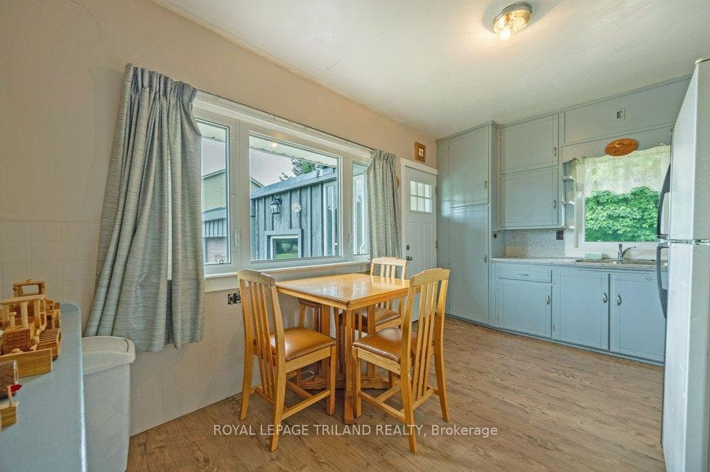 7889 FAIRVIEW Road photo 9