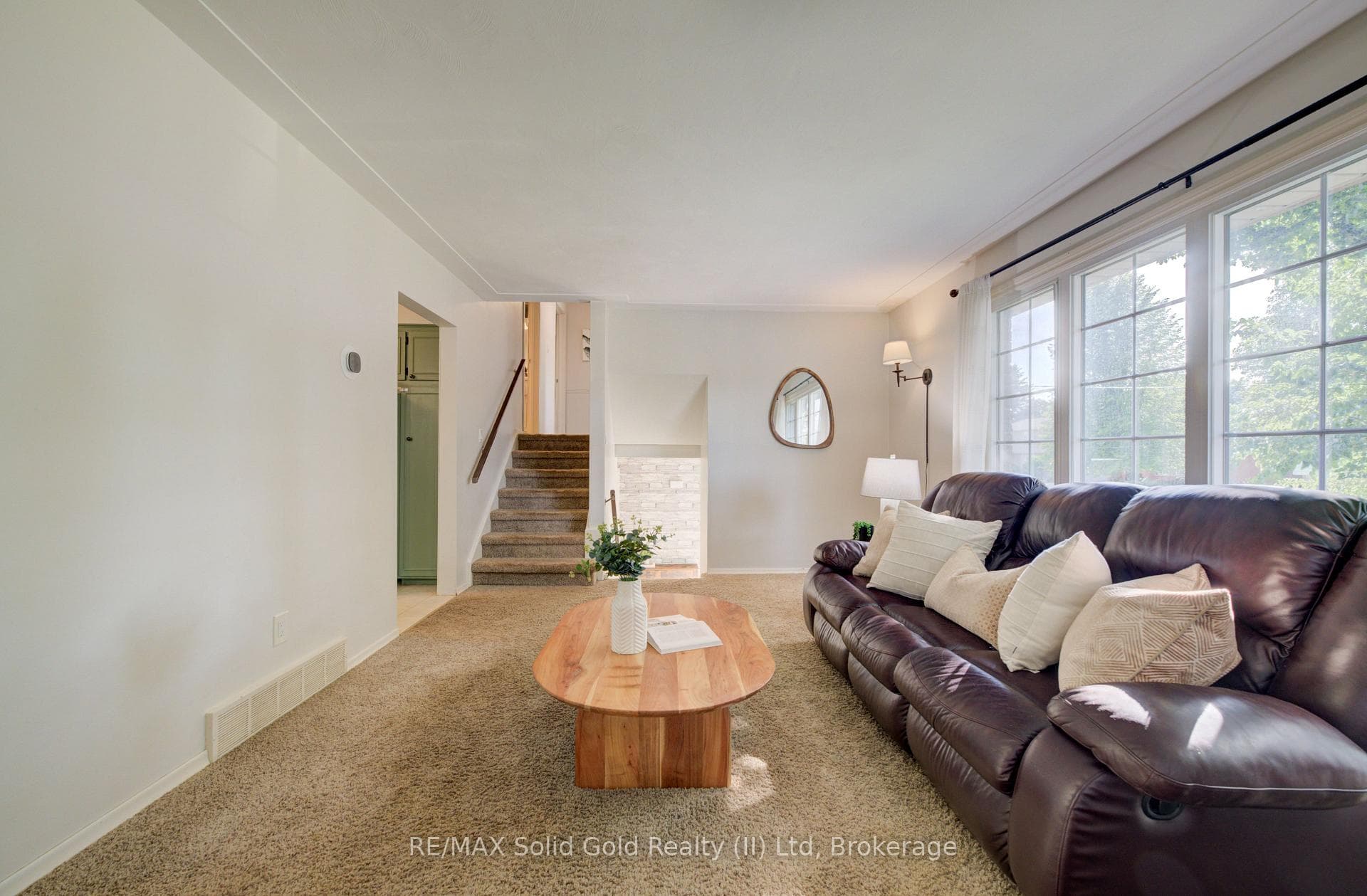 398 Boyne Avenue photo 14