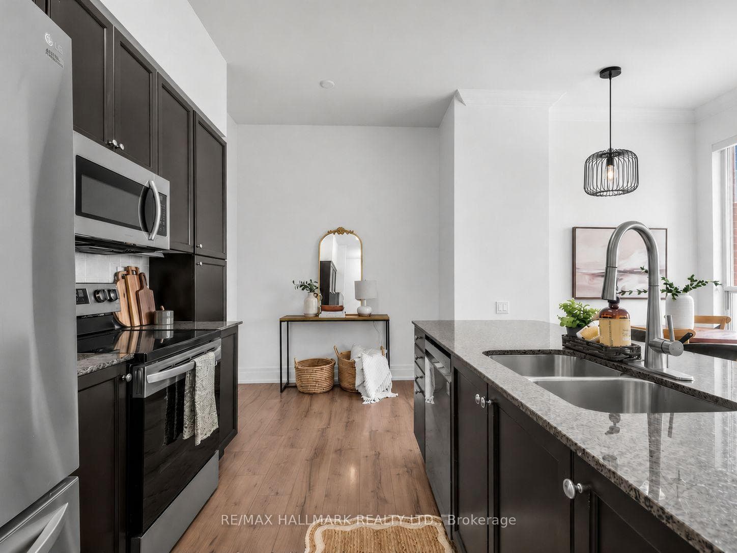 777 Steeles Avenue Unit LPH3 photo 16